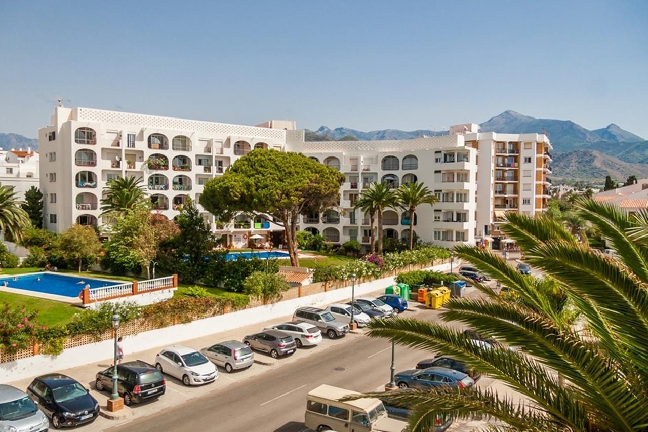 Carabeo Rocamar Nerja Apartment Luaran gambar