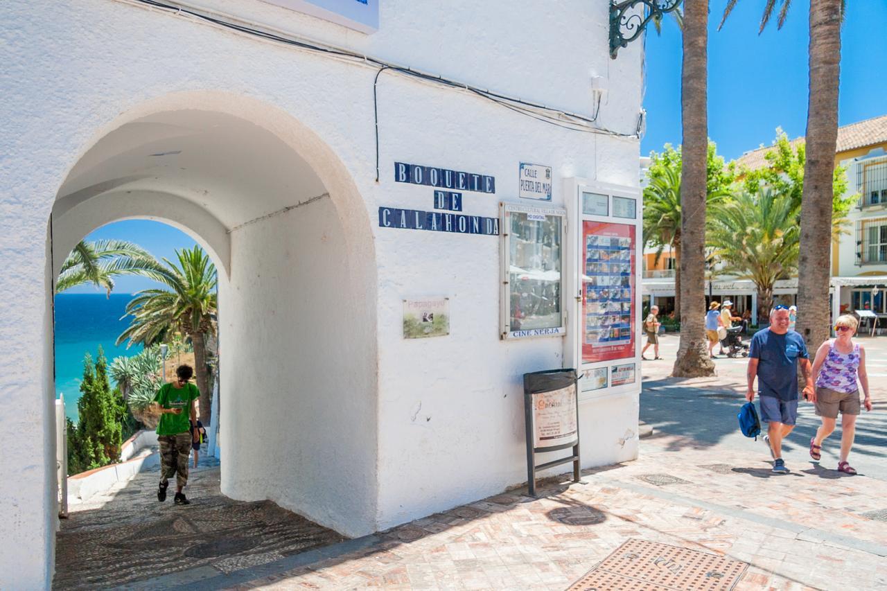 Carabeo Rocamar Nerja Apartment Luaran gambar